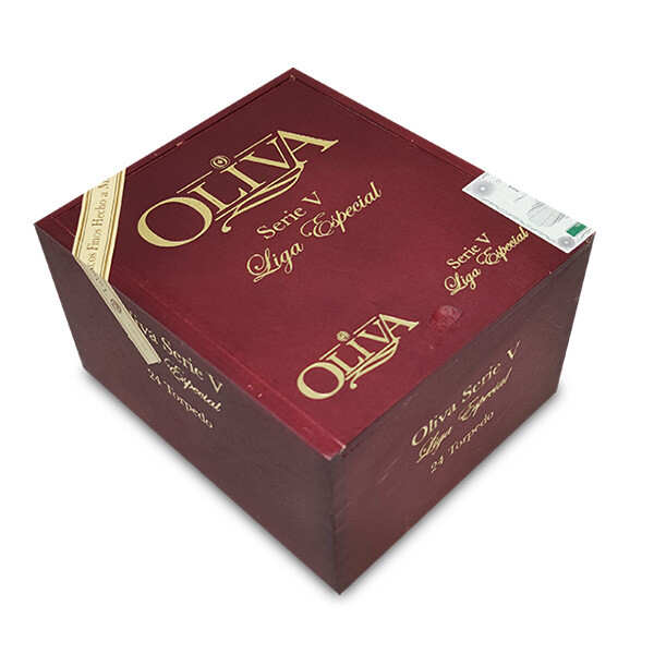 Oliva Serie V Torpedo 24s Box 02_852.jpg