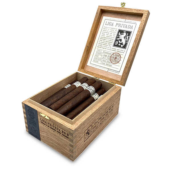 德魯莊園  私人聯盟 9号 公牛  DREW ESTATE LIGA PRIVADA NO.9 CORONA VIVA